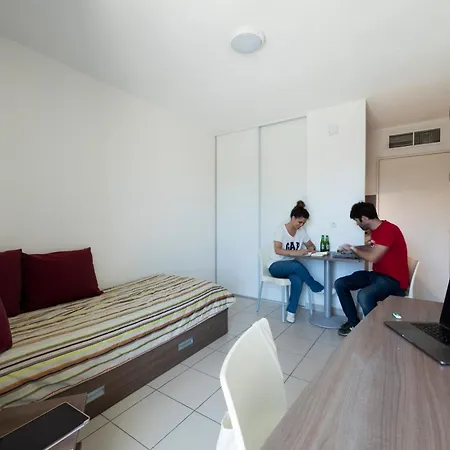 Aparthotel Garden &