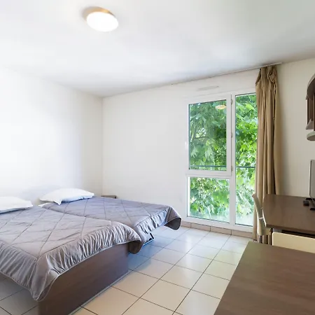 Aparthotel Garden & 3*