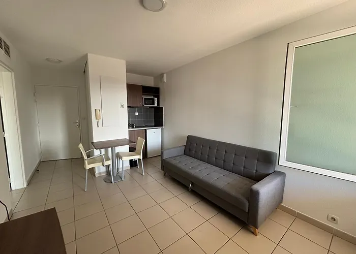 Garden & Apart Otel Toulon