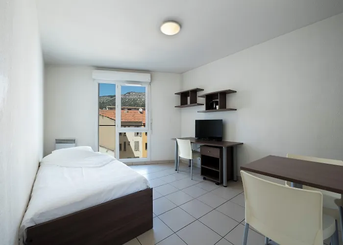 Garden & 3* Toulon