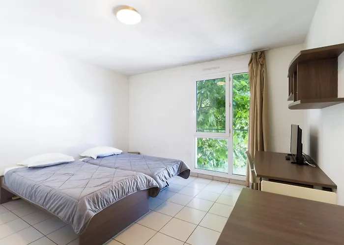 Apart Otel Garden & 3*