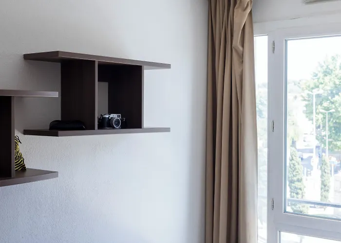 Garden & Apart Otel Toulon